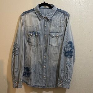 Taska Polizzi western light blue denim, Pearl snap buttons. Size XL